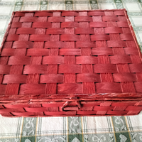 Cesto in vimini con coperchio