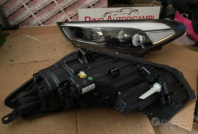 Coppia fari anteriori Dx e Sx Hyundai Tucson 2018