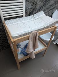fasciatoio ikea con materassino