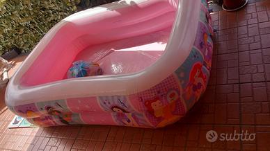 Piscina bimbi