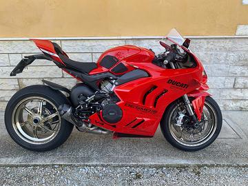 Ducati panigale v4