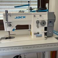 Macchina da cucire industriale