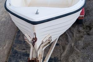 Barca-lancia, motore Selva/Yamaha 8 cv 4, carrello