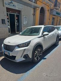 peugeot e2008