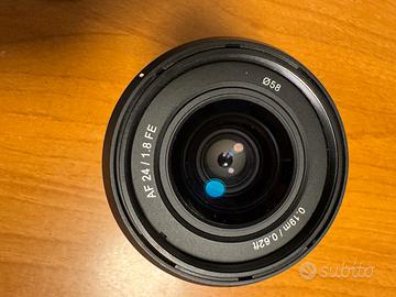 Samyang AF 24mm f/1.8 FE