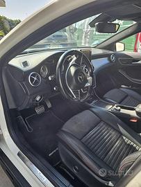 d Premium 4matic auto pacchetto AMG