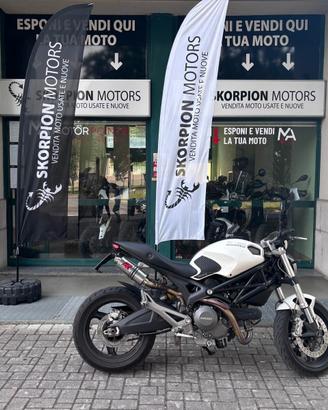 Ducati Monster 696