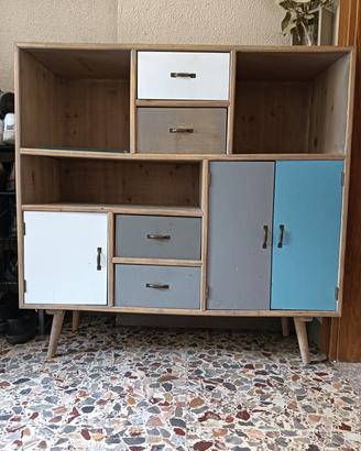 Mobile in legno multiuso
