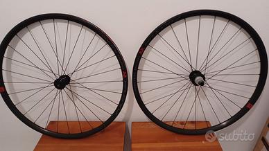 Coppia di ruote Fulcrum Rapid Red 900db