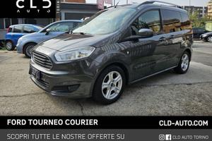 Ford Tourneo Courier 1.5 TDCI 95CV Titanium