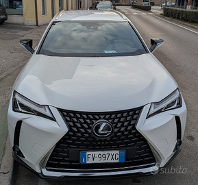 lexus UX 250H