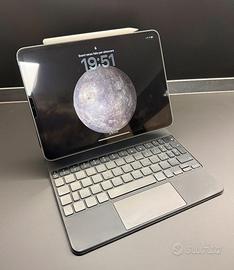 iPad Pro 11" 4ª gen, M2 256GB Wi-Fi Magic Keyboard
