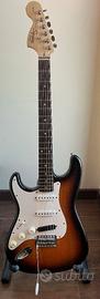 Fender Squier Affinity Stratocaster mancina