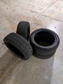 Gomme Pirelli Sottozero invernali 