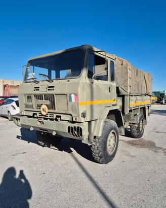 Iveco ACL 4x4 Passo corto