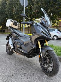 Honda Xadv 750 - Moto e Scooter In vendita a Milano