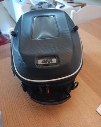 Borsa serbatoio Givi tank lock