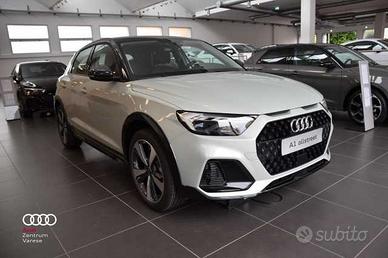 Audi A1 30 TFSI 110cv Identity Contrast