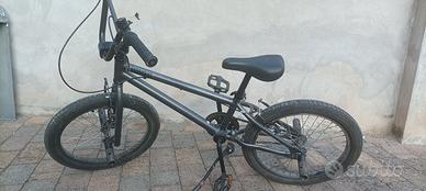 BMX Decathlon 
