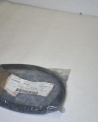 GUARNIZIONE INFERIORE PORTA SX APE 50 PIAGGIO 5673
