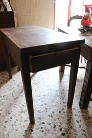 Tavolo antico con piano ribaltabile