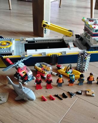 Lego city oceans nave da esplorazione oceanica