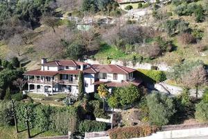 VILLA SINGOLA A VILLONGO