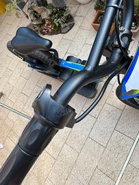 Bici elettrica sportiva per bambino