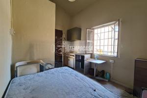 MONOLOCALE CON TERRAZZO!