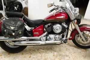 Yamaha XVS 650A Drag Star