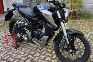 Honda CB 125 R