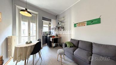 AMPIO TRILOCALE CON DOPPI SERVIZI!!