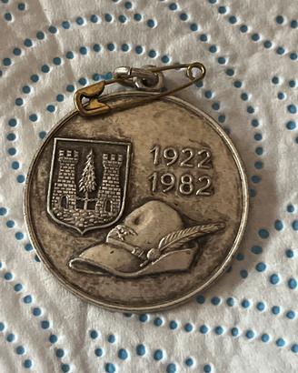 Medaglia commemorativa adunata alpini 1982