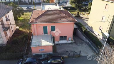 4 LOCALI A SAN MARTINO BUON ALBERGO