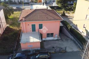 4 LOCALI A SAN MARTINO BUON ALBERGO