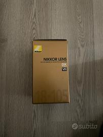 Nikon D 7000 con obiettivo Nikkor 18/105