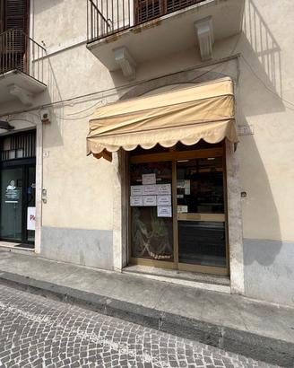 Locale commerciale Via Giovanni Pansa
