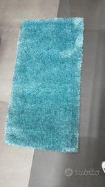 Tappeto azzurro