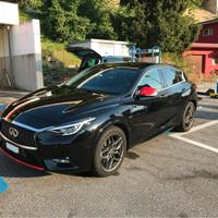 Infiniti q30