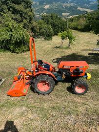 TRATTORE KUBOTA B7001