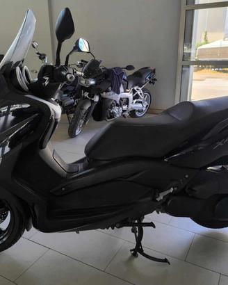 YAMAHA X-Max 250 x