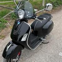 Piaggio Vespa GTS 300 2015 Nera