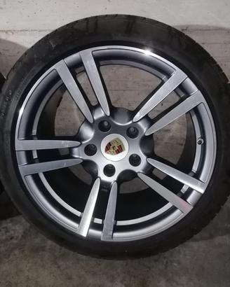 Ruote 19 copri mozzi PORSCHE 991 997 ricambi lega