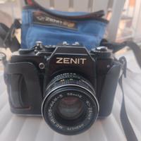 Machina fotogrrafica Zenit