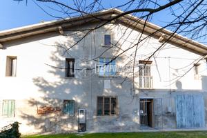 Casa singola da ristrutturare