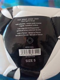 pallone da calcio Adidas 