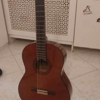 Chitarra Yamaha CS 40