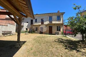 CASA SEMINDIPENDENTE A CALLIANO