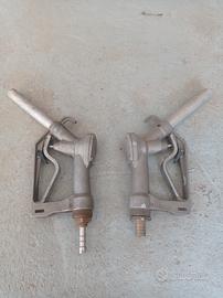 Pistole  distributore rifornimento  vintage 