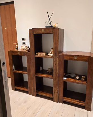 Scaffali in Legno massello